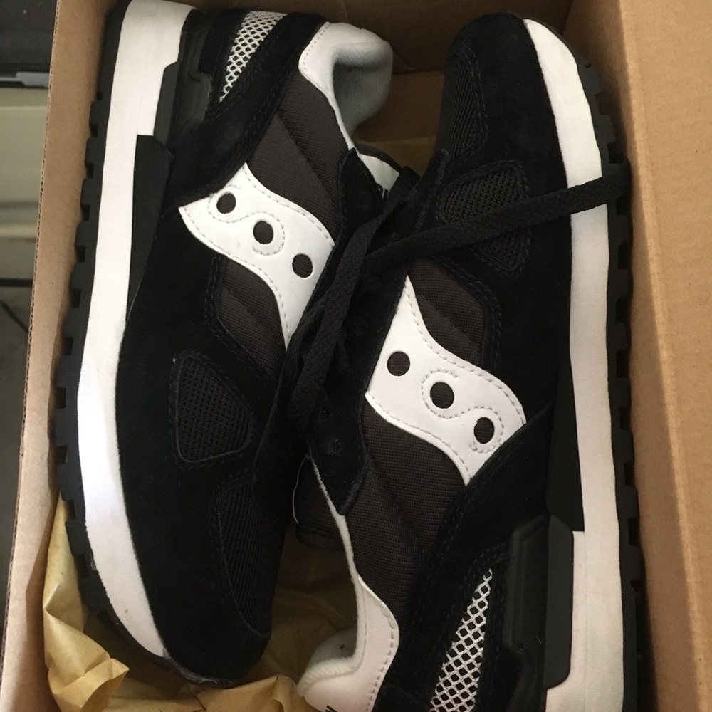 Sauconey Shadow Shoes